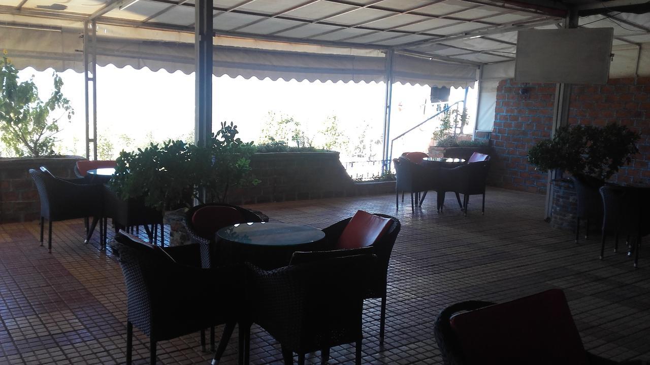 Touraghine Hotel & Cafe 셰프샤우엔 외부 사진